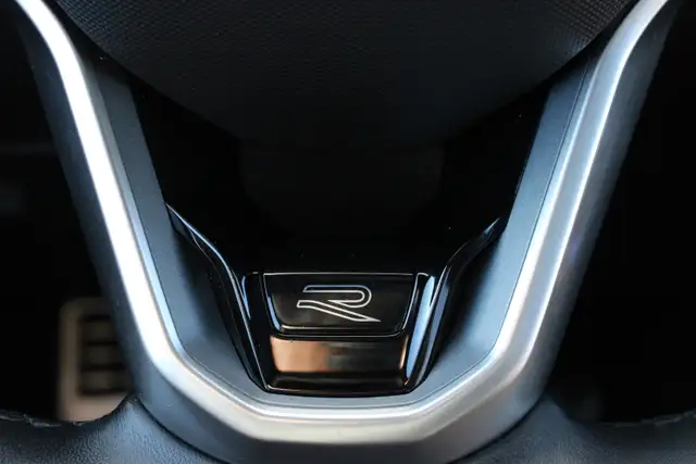 2022 Volkswagen Tiguan - Photo 18
