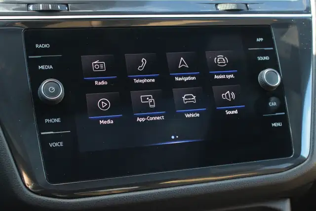 2022 Volkswagen Tiguan - Photo 19