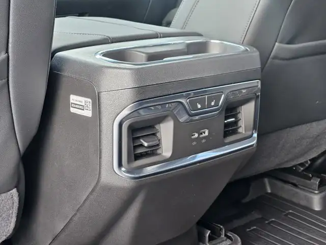 2026 GMC Sierra 2500HD SLT Convenience/Pro Safety Plus Pkg - Photo 20