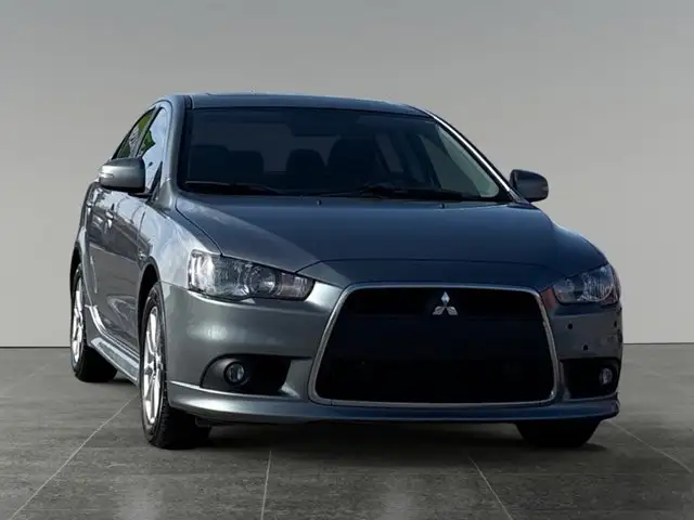2015 Mitsubishi Lancer SE - Photo 9