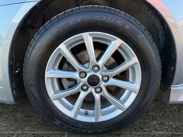 2015 Mitsubishi Lancer SE - Photo 17