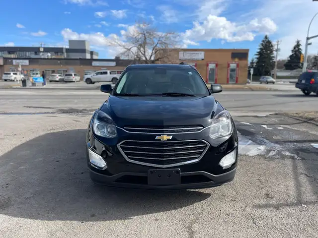 2017 Chevrolet Equinox LT - Photo 2