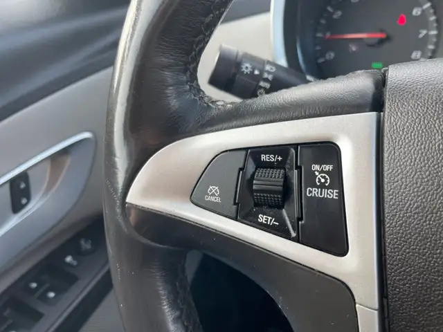 2017 Chevrolet Equinox LT - Photo 11