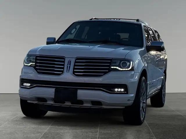 2017 Lincoln Navigator Select