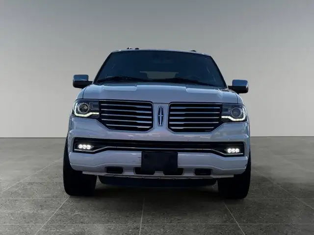 2017 Lincoln Navigator Select - Photo 10