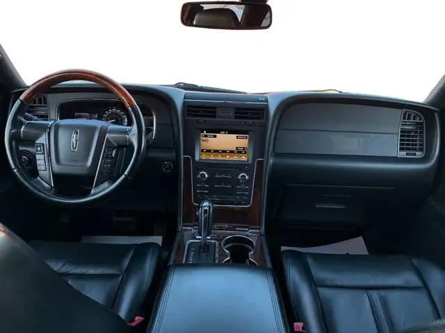 2017 Lincoln Navigator Select - Photo 12