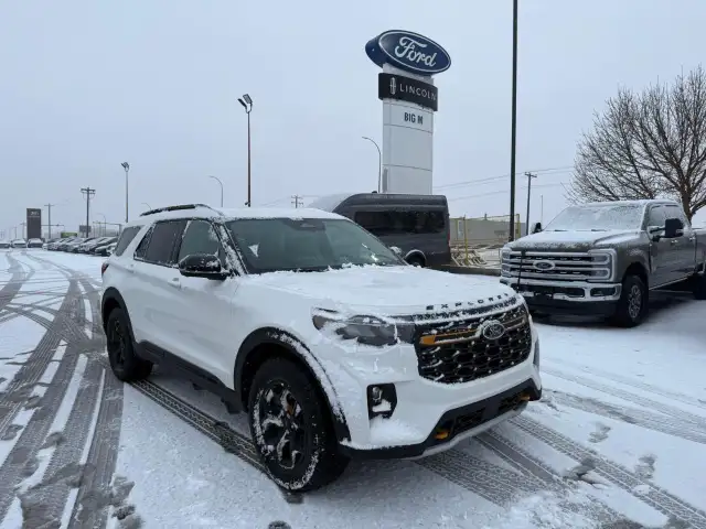 2026 Ford Explorer Tremor - Photo 8