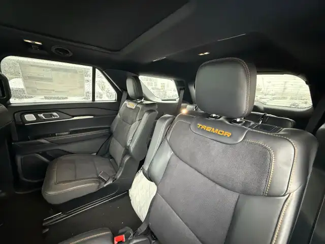 2026 Ford Explorer Tremor - Photo 15