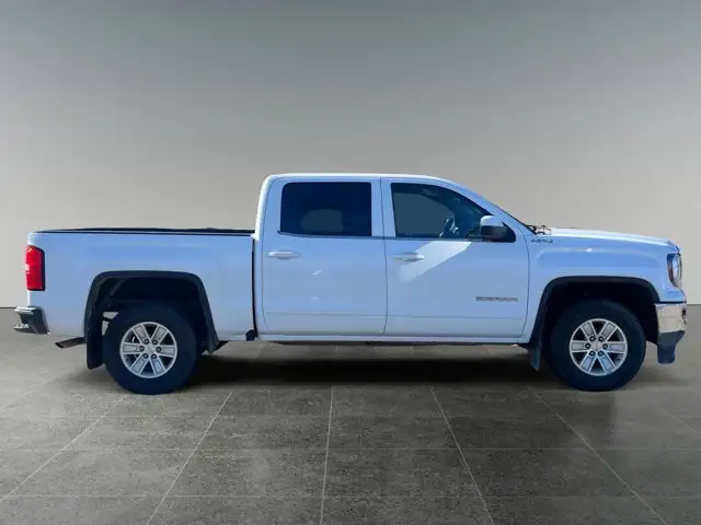 2017 GMC Sierra 1500 SLE - Photo 8
