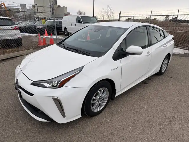2021 Toyota Prius AWD-e - Photo 7