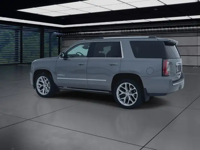 2020 GMC Yukon Denali - Photo 6