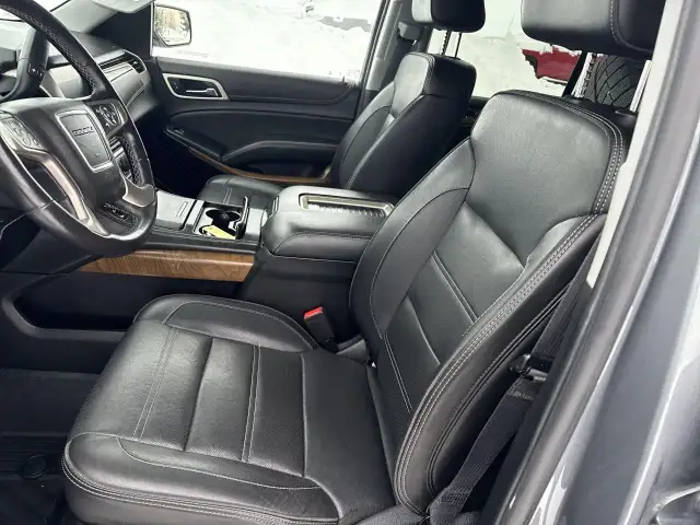 2020 GMC Yukon Denali - Photo 11