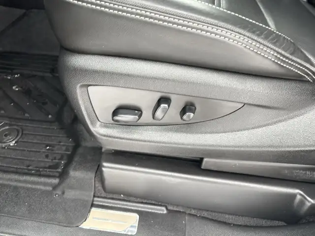 2020 GMC Yukon Denali - Photo 12