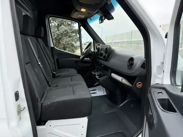 2019 Mercedes-Benz Sprinter Van - Photo 19