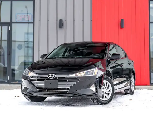 2020 Hyundai Elantra Essential - One Owner I No Accidents I Heat - Photo 2