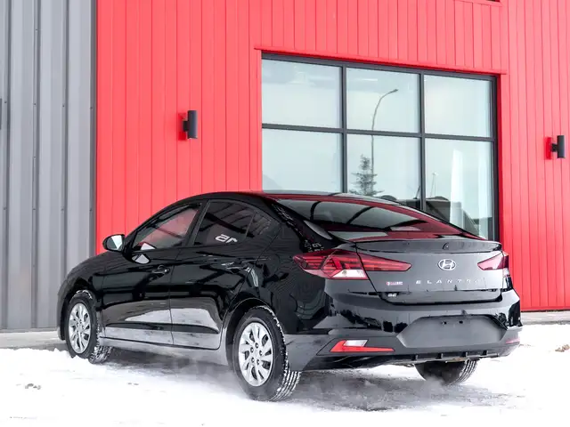 2020 Hyundai Elantra Essential - One Owner I No Accidents I Heat - Photo 5