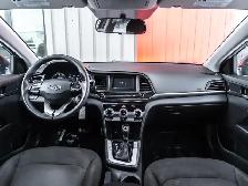 2020 Hyundai Elantra Essential - One Owner I No Accidents I Heat - Photo 10