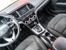 2020 Hyundai Elantra Essential - One Owner I No Accidents I Heat - Photo 11