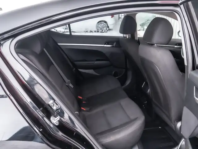 2020 Hyundai Elantra Essential - One Owner I No Accidents I Heat - Photo 22