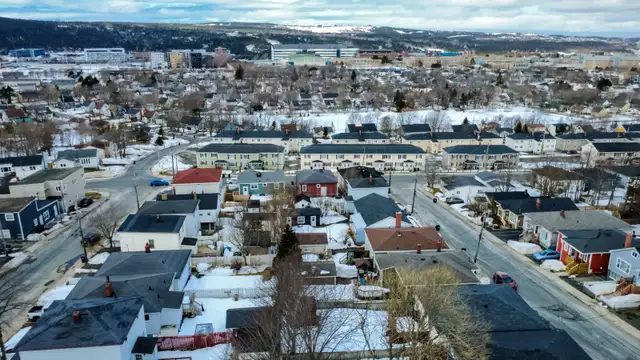 Detached Center-City Bungalow with Off-Street Parking - Photo 7