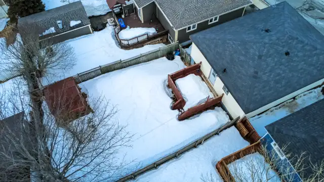 Detached Center-City Bungalow with Off-Street Parking - Photo 8