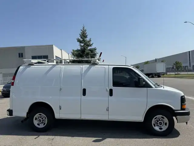 2017 GMC Savana Cargo Van 2500 ROOF RACK/DIVIDER - Photo 6