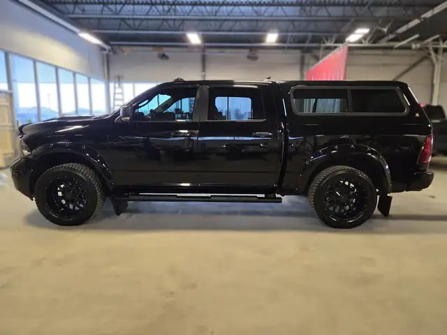 2019 RAM 1500 SLT Leather | Sunroof | No Accidents - Photo 8