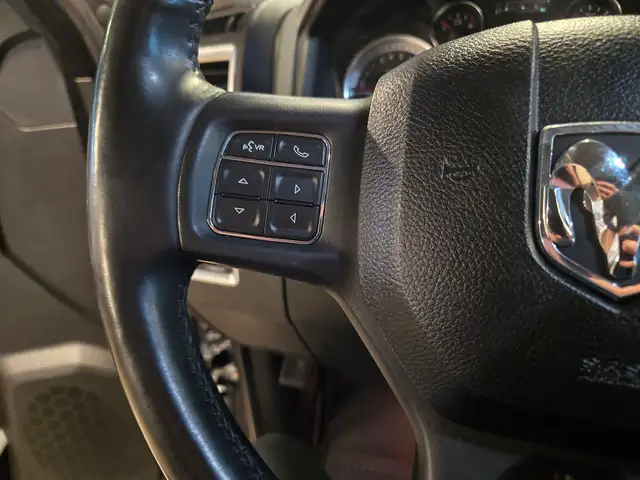 2019 RAM 1500 SLT Leather | Sunroof | No Accidents - Photo 16