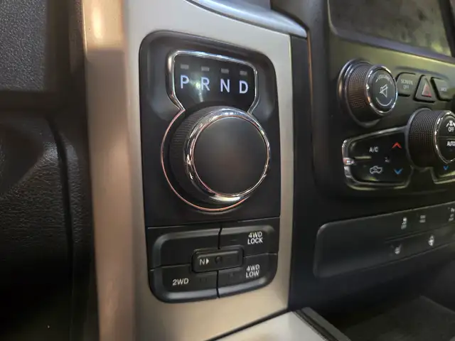 2019 RAM 1500 SLT Leather | Sunroof | No Accidents - Photo 20