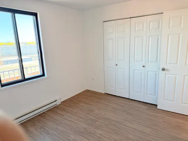 4-1/2 Apt in Mtl. West for rent - Photo 2