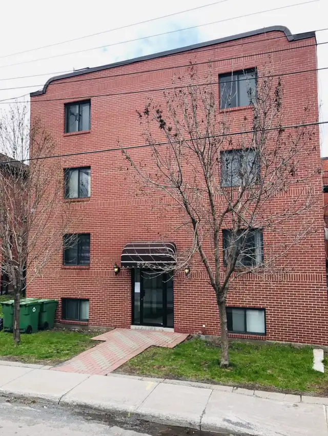 4-1/2 Apt in Mtl. West for rent - Photo 7