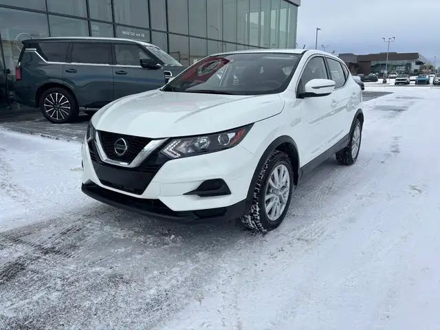 2022 Nissan Qashqai AWD S CVT • One Owner • Accident Free CarFax - Photo 2