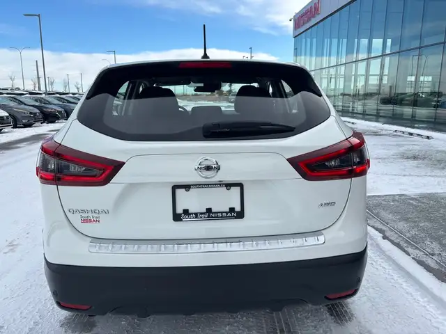2022 Nissan Qashqai AWD S CVT • One Owner • Accident Free CarFax - Photo 5