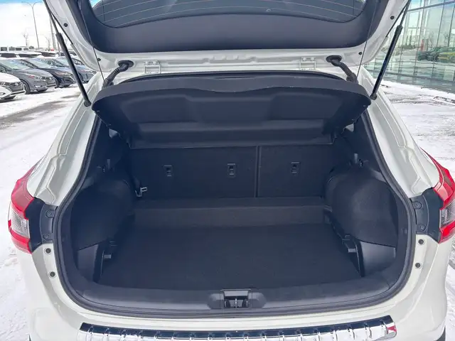2022 Nissan Qashqai AWD S CVT • One Owner • Accident Free CarFax - Photo 6