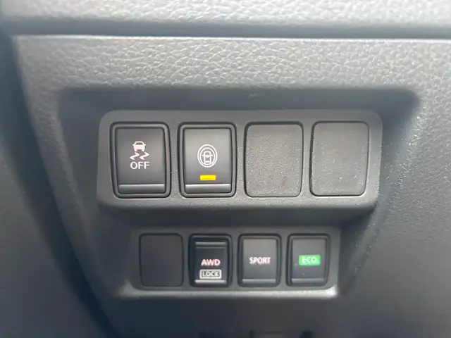 2022 Nissan Qashqai AWD S CVT • One Owner • Accident Free CarFax - Photo 13