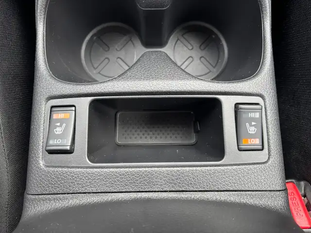 2022 Nissan Qashqai AWD S CVT • One Owner • Accident Free CarFax - Photo 23