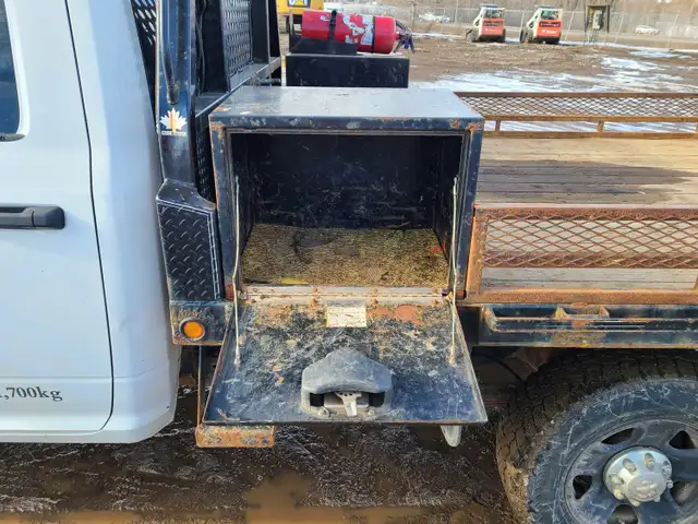 2018 Dodge Ram 3500 - Photo 22