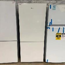 Econoplus Halifax Big Sale Hisense 28'' Fridge White- OPEN BOX