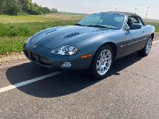 2001 Jaguar XKR