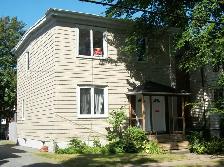2 bedroom apartment, Pepperell St, close to Univ, QE2, Downtown