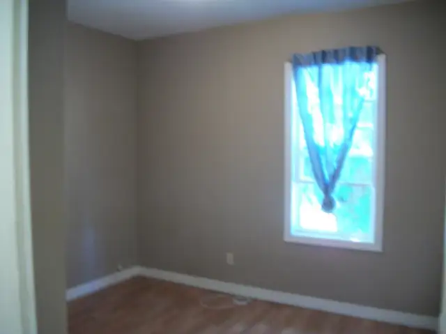 2 bedroom apartment, Pepperell St, close to Univ, QE2, Downtown - Photo 4