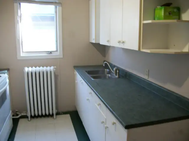 2 bedroom apartment, Pepperell St, close to Univ, QE2, Downtown - Photo 5