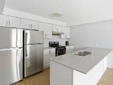 4 Beds 4 Baths TownhouseCA$900 / Month - Photo 3