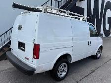 2005 GMC Safari Cargo Van LADDER RACKS-DIVIDER-SHELVES-CERTIFIED - Photo 6