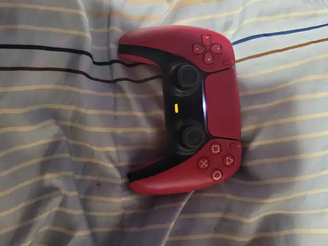 Ps5 with headset and one working controller