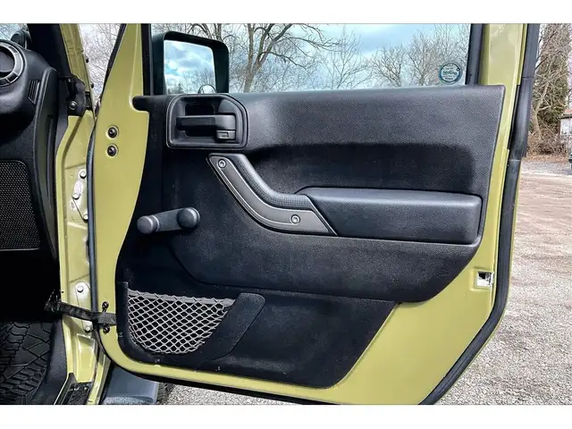 2013 Jeep Wrangler Sport 2Dr | Hard Top | Side Steps | 4X4 - Photo 19