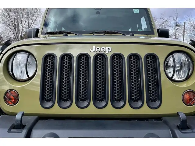 2013 Jeep Wrangler Sport 2Dr | Hard Top | Side Steps | 4X4 - Photo 29