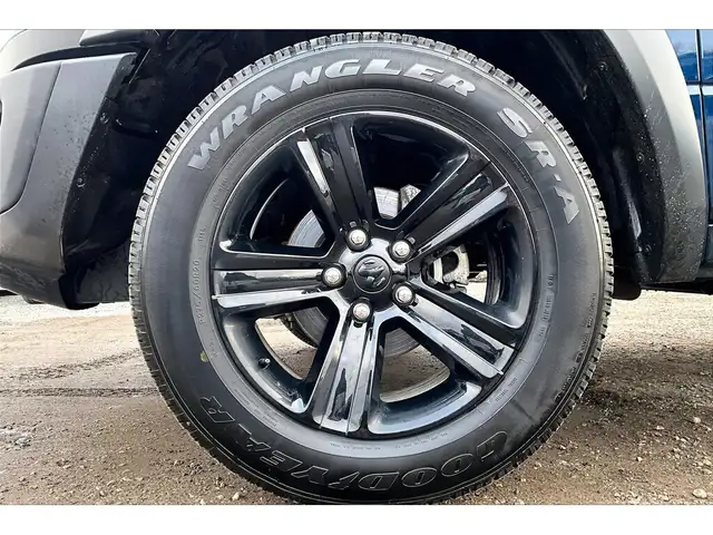 2024 Ram 1500 Classic Warlock V8 | Heated Bucket Seats | Liner | - Photo 8