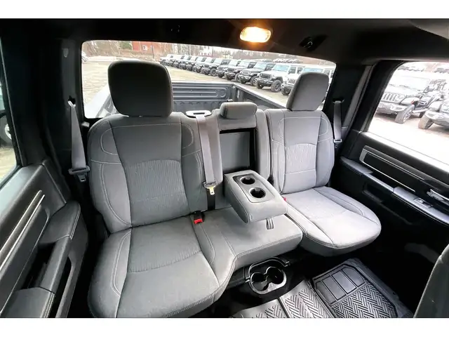 2024 Ram 1500 Classic Warlock V8 | Heated Bucket Seats | Liner | - Photo 27