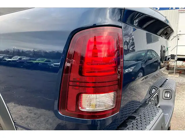 2024 Ram 1500 Classic Warlock V8 | Heated Bucket Seats | Liner | - Photo 31